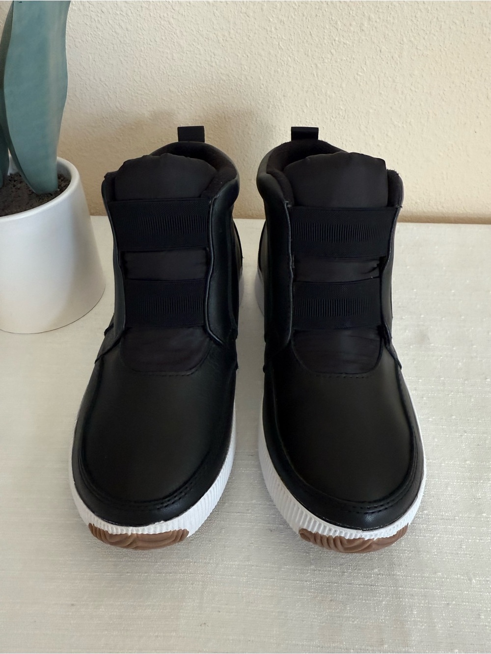 SOREL Black Leather High-Top Sneaker Boot with White Sole - Picture 2 of 11